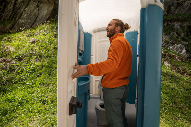 Best Portable restroom trailer rental  in Richfield, WI